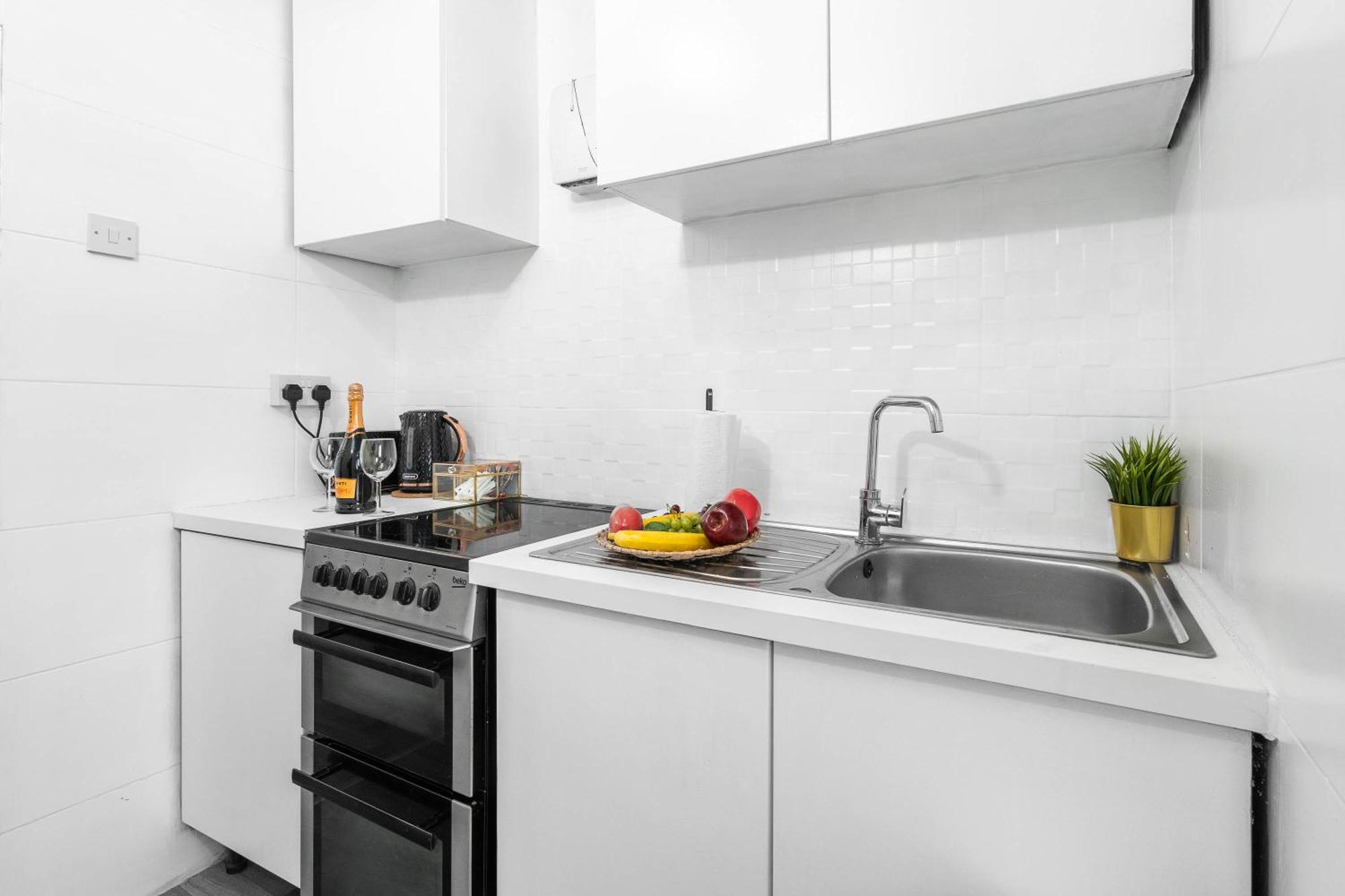 4 Bedroom House - Accommodates 7 - Garden - Parking - Netflix - Wifi - 559T Birmingam Exterior foto